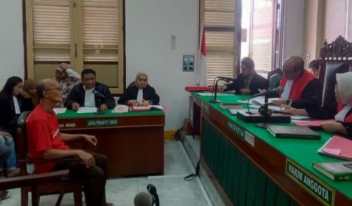 pria_lansia_bunuh_ibu_kos_di_medan_area_divonis_11_tahun_penjara_