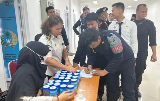 115_pegawai_dan_350_napi_lapas_tanjung_gusta_medan_negatif_narkoba