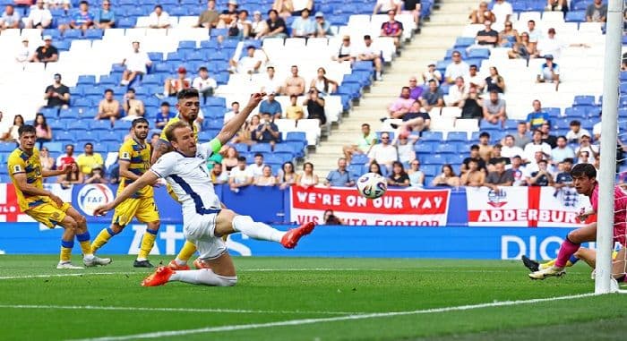 andorra_vs_inggris_01_harry_kane_resmi_jadi_raja_gol_abadi_three_lions