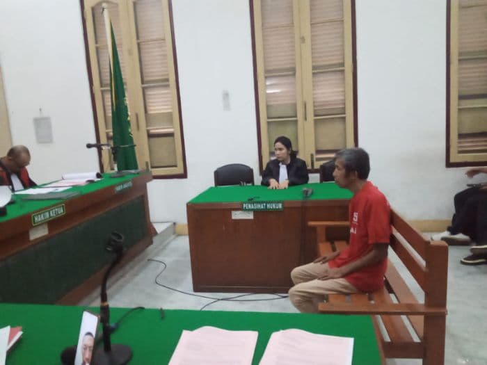 bunuh_rekan_seprofesi_tukang_becak_di_medan_tetap_dipenjara_13_tahun