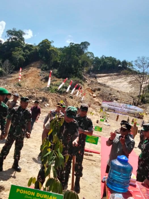 kasad_jenderal_maruli_simanjuntak_tinjau_lokasi_bencana_dan_resmikan_pipanisasi_di_tapteng