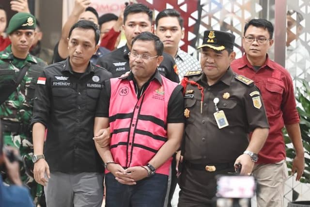 mantan_wakil_kepala_bgn_akan_ungkap_20_nama_di_kasus_korupsi_mbg