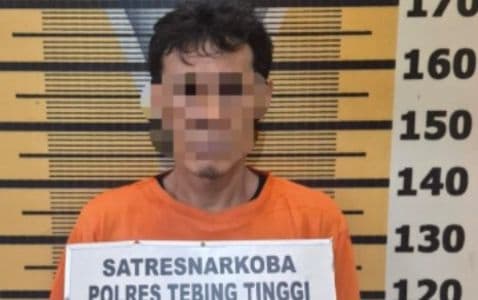 pria_penyalahguna_narkoba_di_tebing_tinggi_ditangkap_polisi_dari_rumahnya_