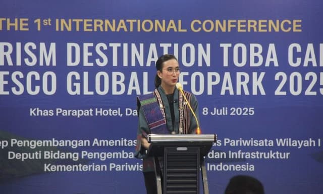 menparekraf_geopark_toba_harus_jadi_pusat_edukasi_dan_inovasi_berkelanjutan_