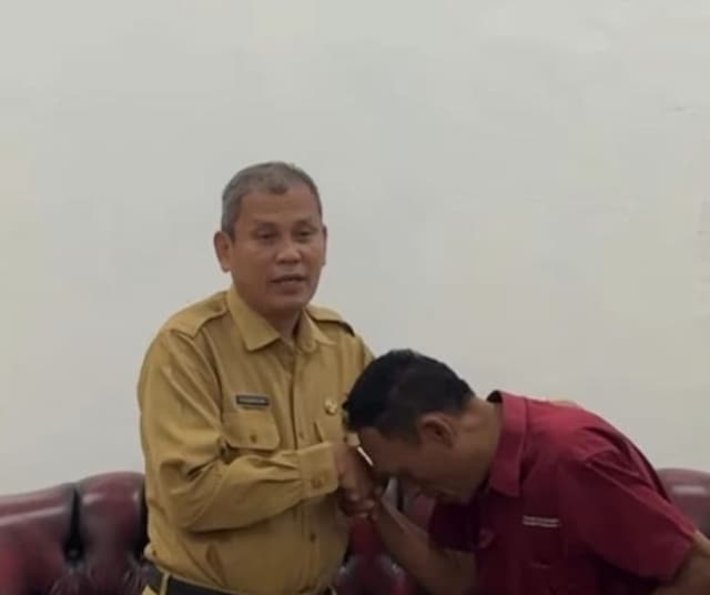 dinsos_bantu_kepulangan_anak_penderita_penyakit_jantung_asal_deli_serdang