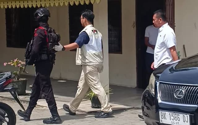 kpk_geledah_sejumlah_kantor_dinas_terkait_ott_bupati_langkat_syah_afandin