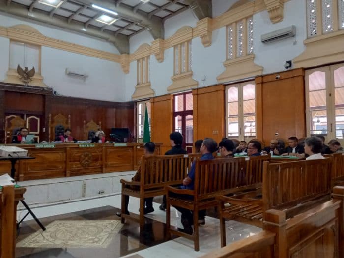 mantan_pj_wali_kota_moettaqin_hasrimy_terima_rp600_juta_di_kasus_smartboard