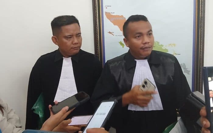 ph_irjen_pol_purn_bambang_sebut_mangkirnya_baron_hambat_konfrontasi_di_sidang_korupsi_smartboard