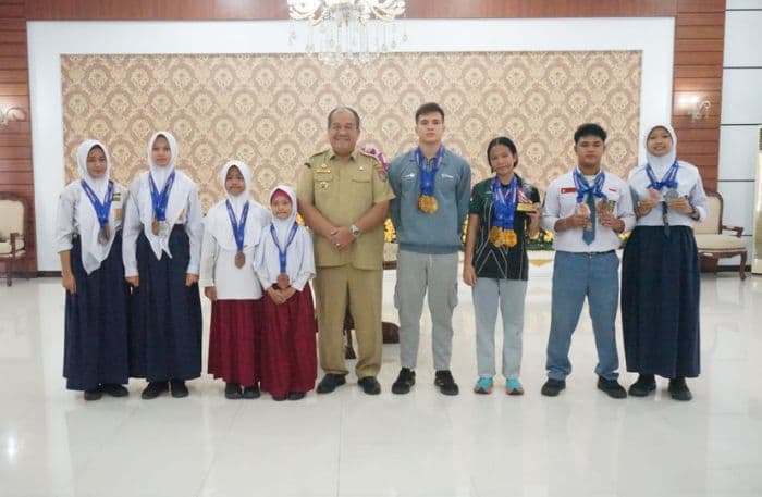 atlet_renang_asahan_borong_22_medali_bupati_jangan_cepat_puas