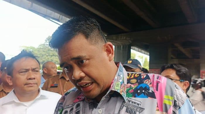 bobby_nasution_pantau_kesehatan_fisik_dan_psikis_siswa_keracunan_mbg_di_karo
