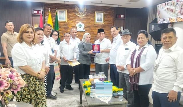 ketua_dprd_sumut_pastikan_hadiri_rakernas_ke5_mpk_indonesia_di_tarutung
