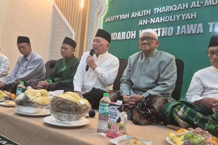 resmi_pimpin_pbnu_gus_kikin_berjanji_saya_tetap_pulang_ke_jatim_tiap_bulan_