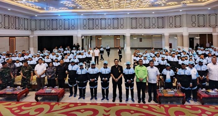 sumut_kirim_122_atlet_ke_pon_bela_diri_ii_sekda_harumkan_nama_daerah