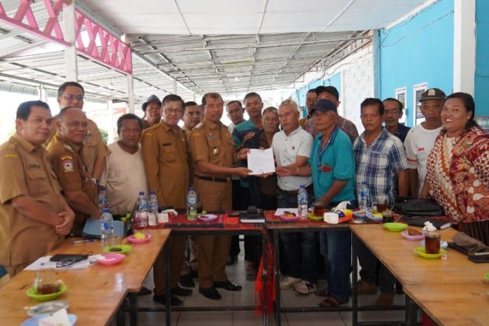 warga_porsea_hibahkan_tanah_untuk_pembangunan_sma_negeri