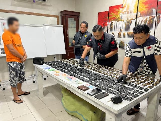 bawa_450_pod_getar_kurir_ini_sempat_balapan_5_km_dengan_polisi_hingga_rusak_hp