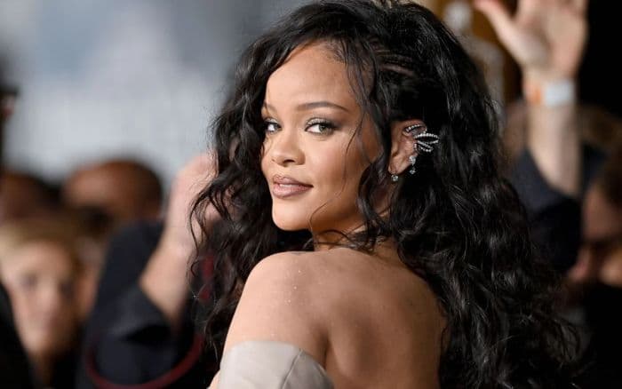 rihanna_ikut_jualan_di_live_tiktok_ditonton_lebih_dari_15_juta_akun