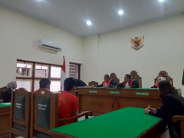 sidang_tuntutan_dua_nelayan_aceh_penjemput_sabu_50_kg_di_laut_ditunda_