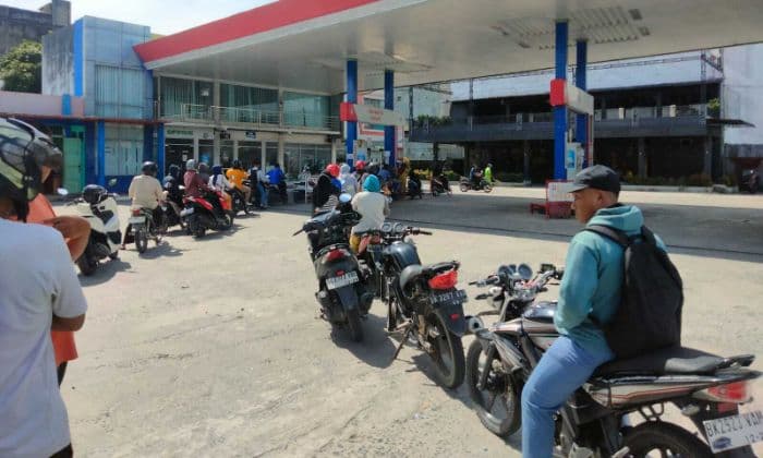 antrean_bbm_di_kisaran_mulai_berkurang_panic_buying_berangsur_reda