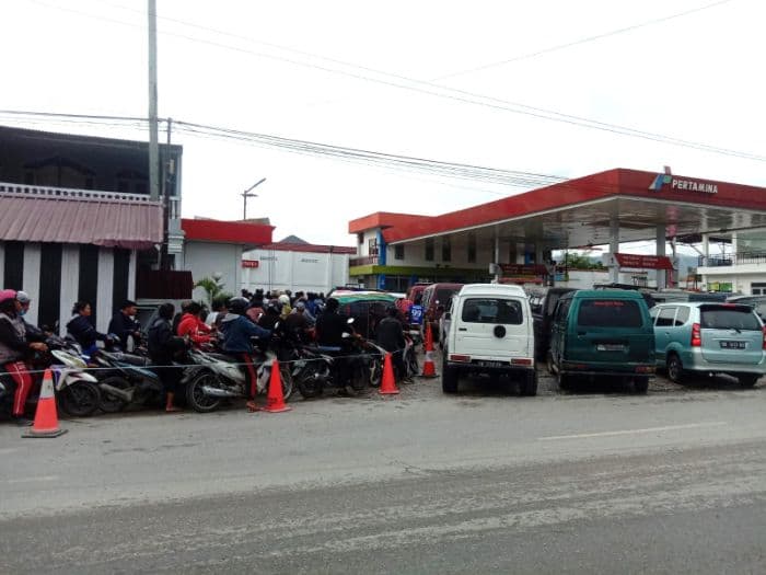 ini_penyebab_bbm_masih_sulit_di_toba
