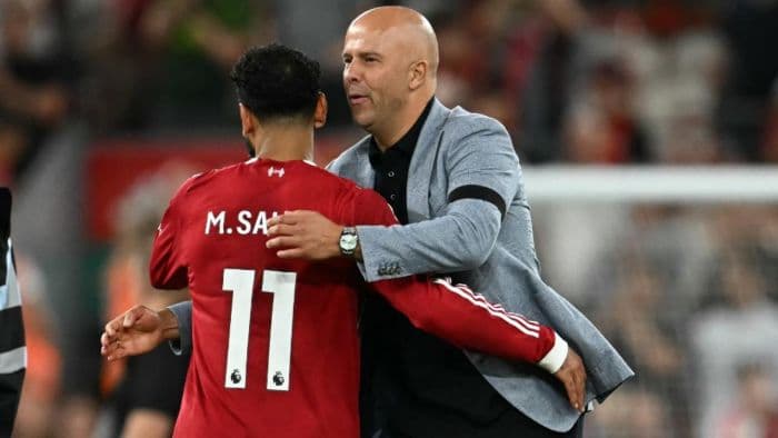 ketegangan_arne_slot_dan_mohamed_salah_liverpool_hadapi_inter_milan_tanpa_bintang_mesir