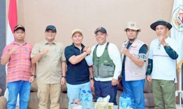 pemkab_tapteng_terima_bantuan_kemanusiaan_dari_bupati_padang_lawas_