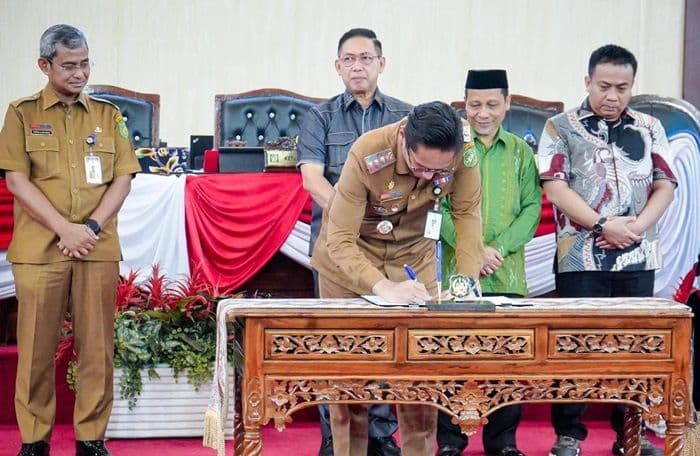 pemko_dan_dprd_medan_sepakati_10_ranperda_prioritas_2026