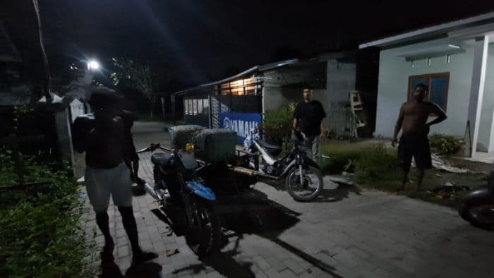 tiga_pria_tertangkap_basah_curi_sawit_di_deli_serdang