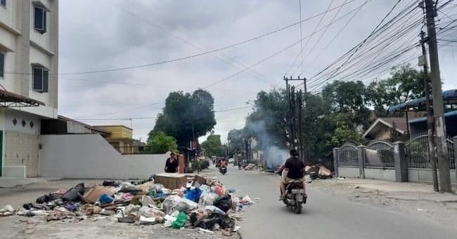 tonase_sampah_di_medan_meledak_usai_banjir_wali_kota_pernah_tembus_6000_ton_per_hari