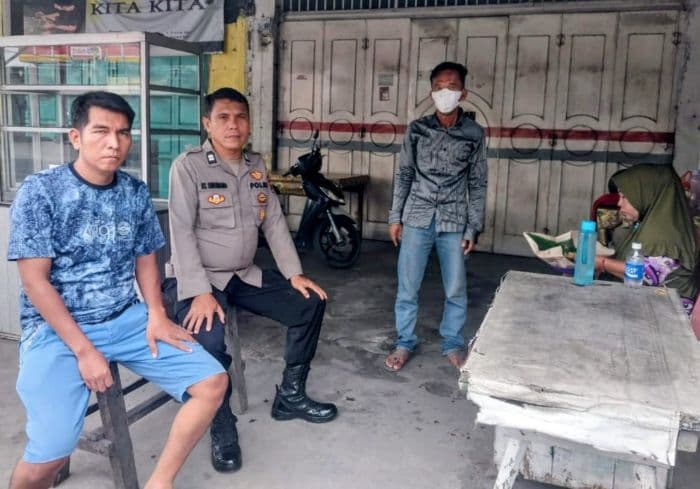 jika_ada_gangguan_sat_binmas_polres_batu_bara_ajak_warga_dukung_kamtibmas_dan_hubungi_call_centre_110
