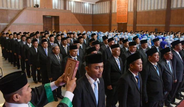 bupati_deli_serdang_lantik_402_kepala_sekolah_baru_31_orang_lama_diberhentikan