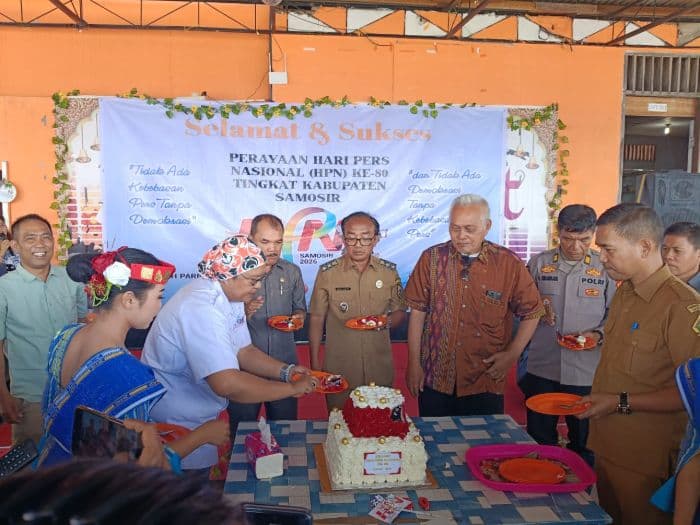 hpn_2026_tingkat_kabupaten_samosir_digelar_pemkab_dukung_profesionalisme_pers