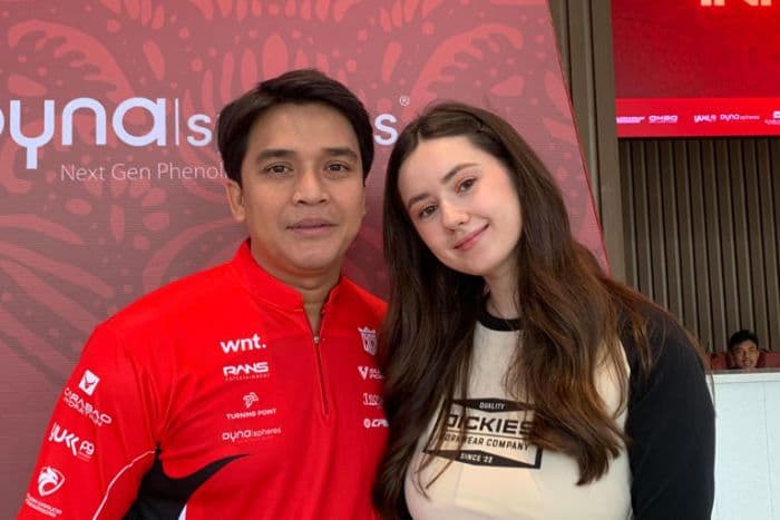 jelang_idulfitri_billy_syahputra_ajak_keluarga_vika_kolesnaya_ke_indonesia_sebelum_terbang_ke_belarus