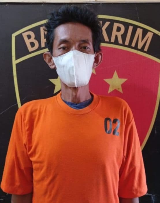 usai_bobol_kantor_lurah_pencuri_ini_malah_tertidur_dan_ditangkap_polisi
