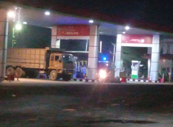 antrean_di_spbu_tebing_tinggi_sudah_normal