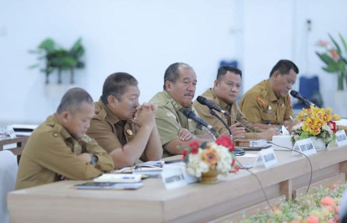bupati_asahan_minta_opd_siapkan_administrasi_jelang_kunjungan_kpk