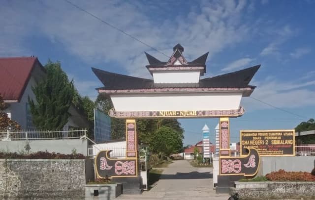 diduga_siswa_tak_diizinkan_ke_toilet_saat_belajar_orang_tua_soroti_sman_2_sidikalang