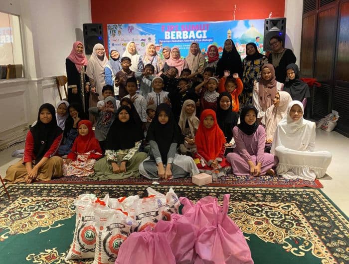 fjpi_sumut_berbagi_kebahagian_dengan_anak_yatim_di_bulan_ramadan