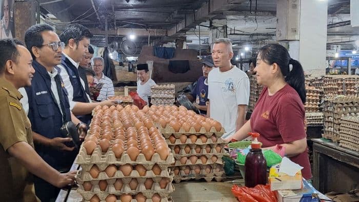 masuk_pekan_ketiga_ramadan_harga_telur_di_pasar_petisah_medan_naik