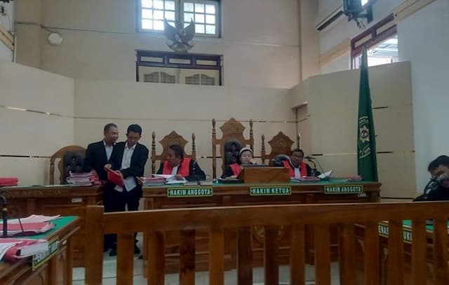 selundupkan_25_pmi_ilegal_ke_malaysia_tiga_warga_asahan_divonis_3_tahun_penjara