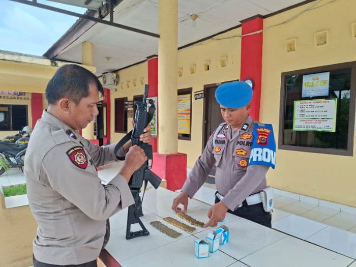 292_senpi_di_polres_sergai_diperiksa_tujuh_pucuk_revolver_ditemukan_rusak_ringan