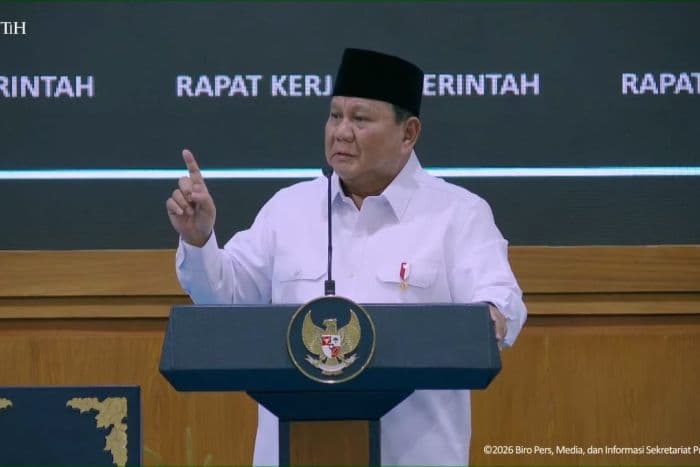 prabowo_turunkan_biaya_haji_2026_meski_harga_avtur_naik