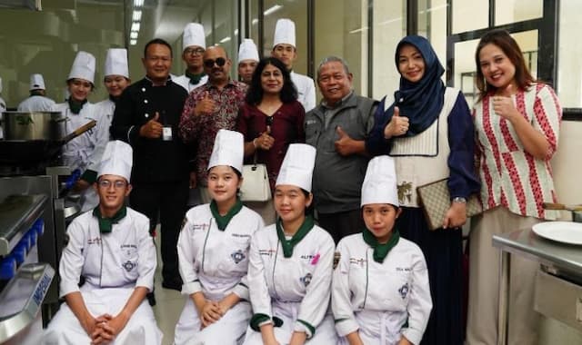 konjen_indiapoltekpar_medan_perkuat_kerja_sama_di_bidang_budaya_dan_pendidikan_
