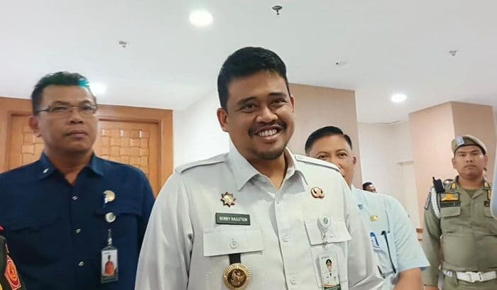 bobby_nasution_ingatkan_asn_sumut_tak_lalai_kerja_meski_piala_dunia_2026_digelar
