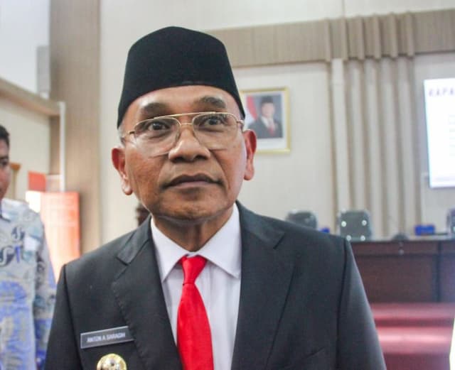 bupati_simalungun_tegaskan_spmb_2026_harus_transparan_dan_bebas_diskriminasi