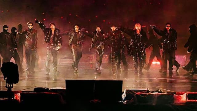war_tiket_bts_ratusan_army_serbu_warnet_di_jakarta