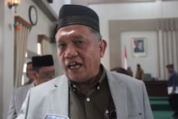 pansus_dprd_simalungun_minta_opd_jalankan_rekomendasi_lkpj_demi_perbaikan_pelayanan_publik