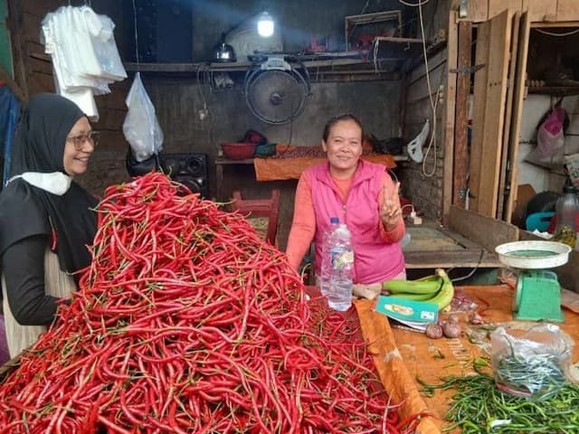 pedagang_keluhkan_pasokan_tersedot_mbg_harga_bawang_putih_di_pematangsiantar_tembus_rp44_ribu_per_kg