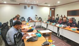 rdp_sengketa_lahan_nagur_bolagbridgestone_ditunda_dprd_sumut_soroti_absennya_bpn