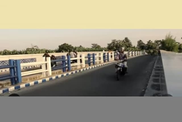 jembatan_sei_belawan_di_sunggal_kanan_jadi_ikon_baru_ramai_dijadikan_lokasi_swafoto