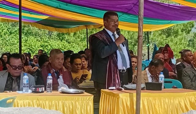 ratusan_pomparan_hadiri_peresmian_tugu_borsak_bimbinan_hutasoit_di_humbahas_